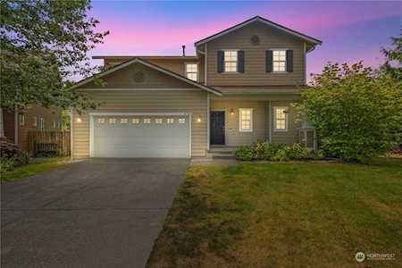 8107 83rd Place NE Marysville, WA 98270