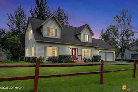 7600 E Woodview Way Palmer, AK 99645
