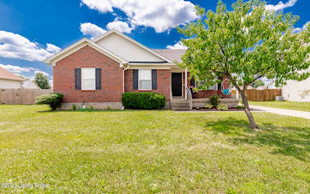 189 Crooked Oak Ct Shepherdsville, KY 40165