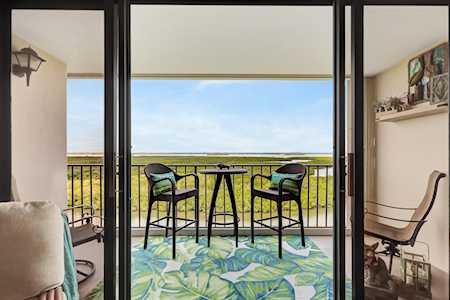 5059 North Highway A1A #902 Hutchinson Island, FL 34949