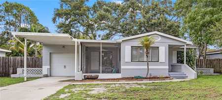 4527 Yardley Ave N St. Petersburg, FL 33713