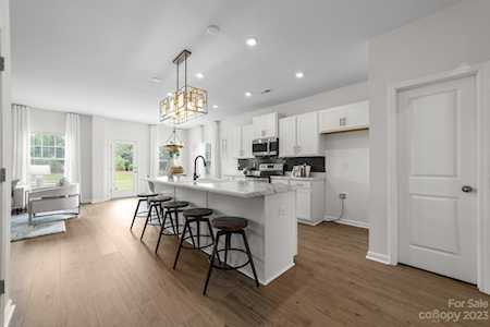 4661 Rosalyn Ln Kannapolis, NC 28081