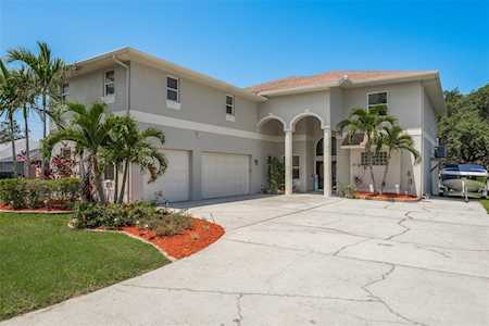 620 Anclote Dr Tarpon Springs, FL 34689