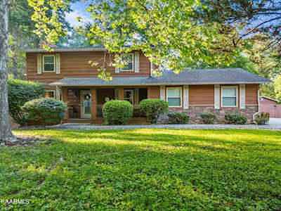 10102 Oak Creek Ln Knoxville, TN 37932