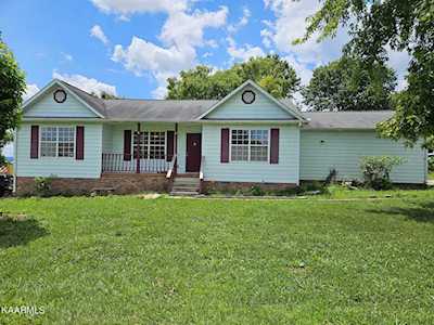 7704 Rymark Ct Powell, TN 37849