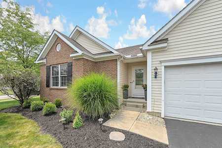 711 Redwood Valley Drive Blacklick, OH 43004