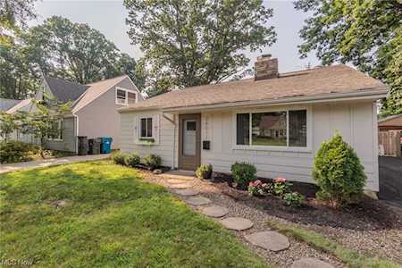 24011 Knickerbocker Rd Bay Village, OH 44140