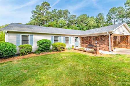 1505 Cameron Dr Statesville, NC 28625