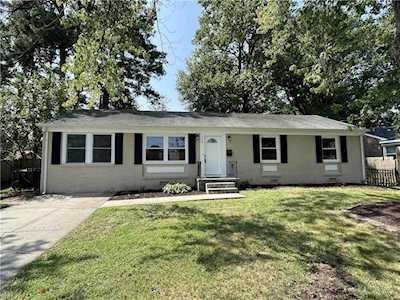 159 Melville Dr Newport News, VA 23602