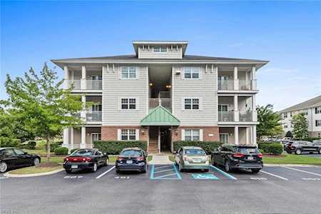 2469 Leytonstone Dr #104 Chesapeake, VA 23321