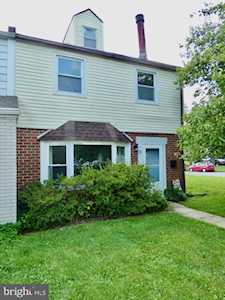 19 Nathan Hale Ct Newark, DE 19711