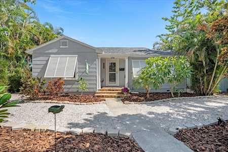 2325 7th Ave N St. Petersburg, FL 33713