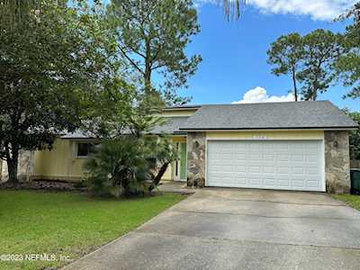 11218 Stoney Point LN E Jacksonville, FL 32257