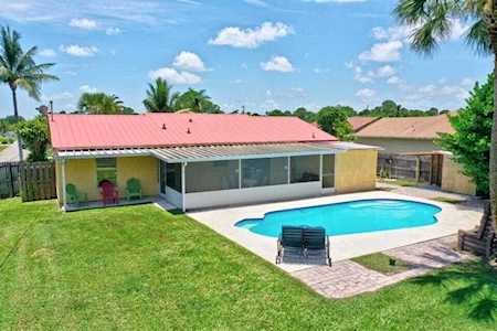1749 SW Gemini Lane Port St Lucie, FL 34984