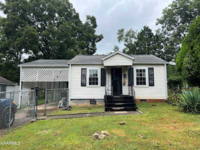 2415 Brown Ave Knoxville, TN 37917