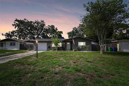 11115 101st Ave Seminole, FL 33772