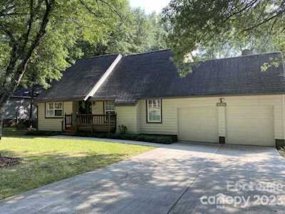 11709 Rock Canyon Dr Charlotte, NC 28226