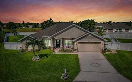 5863 NW Poe Court Port St Lucie, FL 34986
