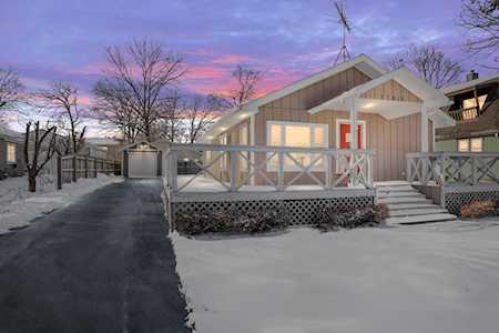 33616 N Oakland Dr Gages Lake, IL 60030