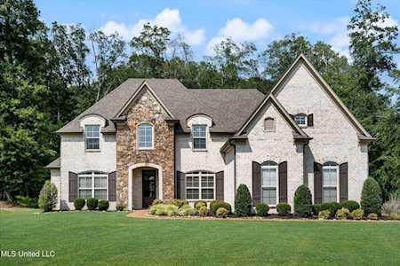 12902 Cotton Row Dr Olive Branch, MS 38654