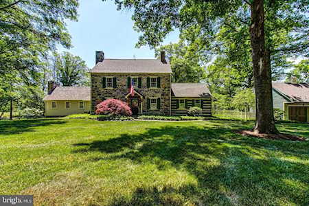 14 Barndt Rd Sellersville, PA 18960