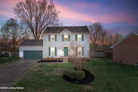 8720 Brittany Dr Louisville, KY 40220