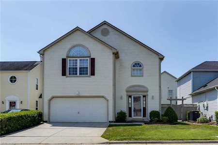 1711 Woodgrove St Chesapeake, VA 23320
