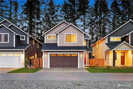 22413 SE 285th St Maple Valley, WA 98038