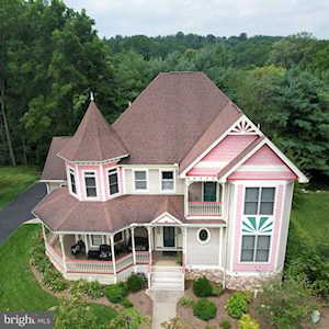 152 Gaslight Circle State College, PA 16801