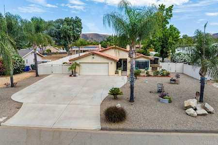 16220 Arena Drive Ramona, CA 92065