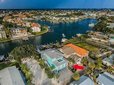 12316 Lagoon Ln Treasure Island, FL 33706