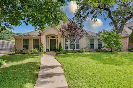 911 Rolling Ridge Drive Keller, TX 76248