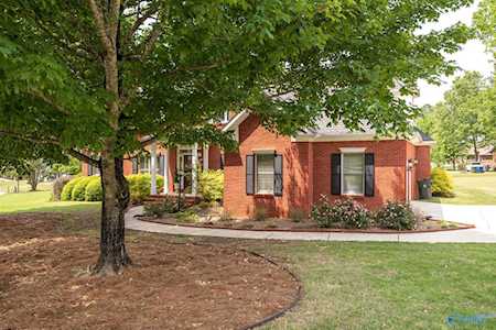 167 NE Greenlawn Drive Meridianville, AL 35759