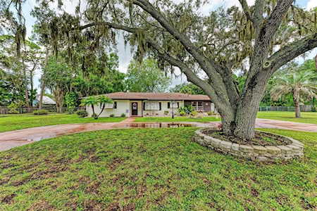 5120 33rd St E Bradenton, FL 34203
