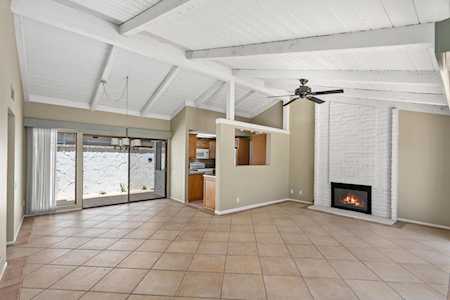 2530 E Miramonte Circle #D Palm Springs, CA 92264