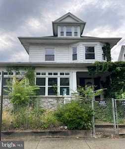 95 S Broad St Penns Grove, NJ 08069
