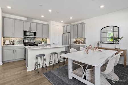 14164 SE 153rd Place #9 Renton, WA 98058