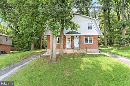 17 White Clay Dr Newark, DE 19711