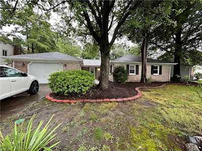 1352 Burlington Rd Virginia Beach, VA 23464