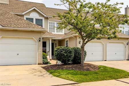 1871 Moore Rd #8 Avon, OH 44011