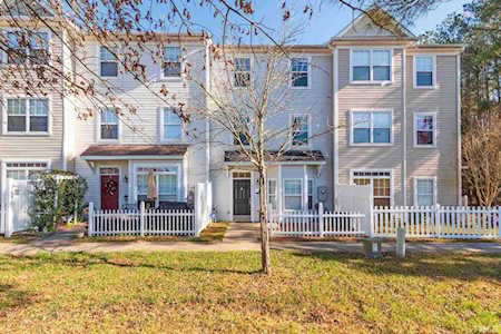 8631 Neuse Club Lane Raleigh, NC 27616