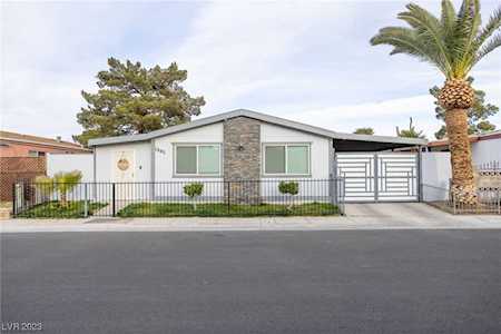 1680 Royal Estates Dr Las Vegas, NV 89115