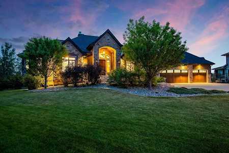 317 Silverado Ranch Manor SW Calgary, AB T2X 0V2