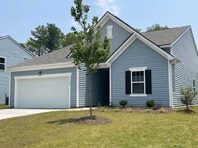 752 Mirror Pond Drive Zebulon, NC 27597
