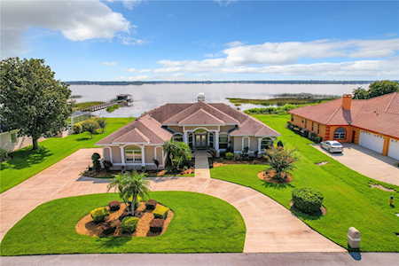 337 Hamilton Shores Dr NE Winter Haven, FL 33881