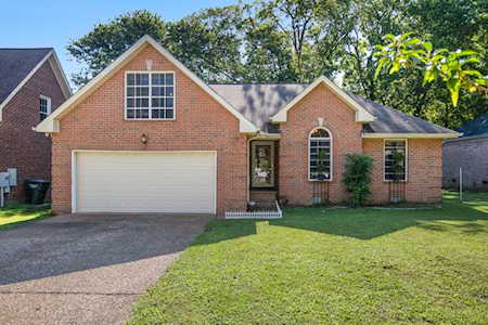 1345 Timber Valley Dr Nashville, TN 37214