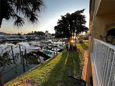 316 Windrush Blvd #2 Indian Rocks Beach, FL 33785