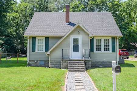 752 Ann Ave Gallatin, TN 37066