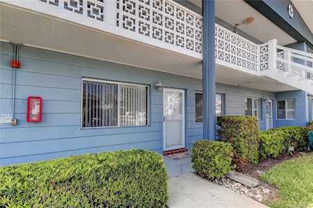 250 126th Ave #109 Treasure Island, FL 33706