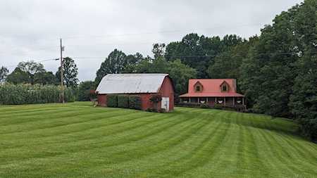 1090 Johnny Spears Rd Westmoreland, TN 37186